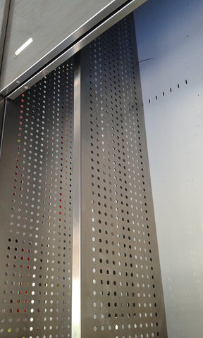 PENSILE INOX CON SGOCCIOLATOIO, USATO FIERA