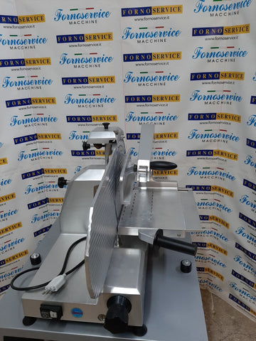 AFFETTATRICE VERTICALE ∅ 30 USATA