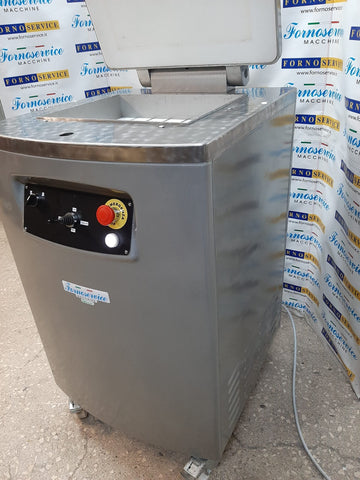Spezzatrice quadra semi automatica USATA