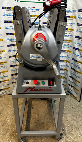 SFOGLIATRICE FLAMIC DA BANCO USATA