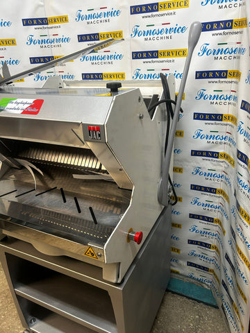 MACCHINA TAGLIAPANE JAC PICO USATA